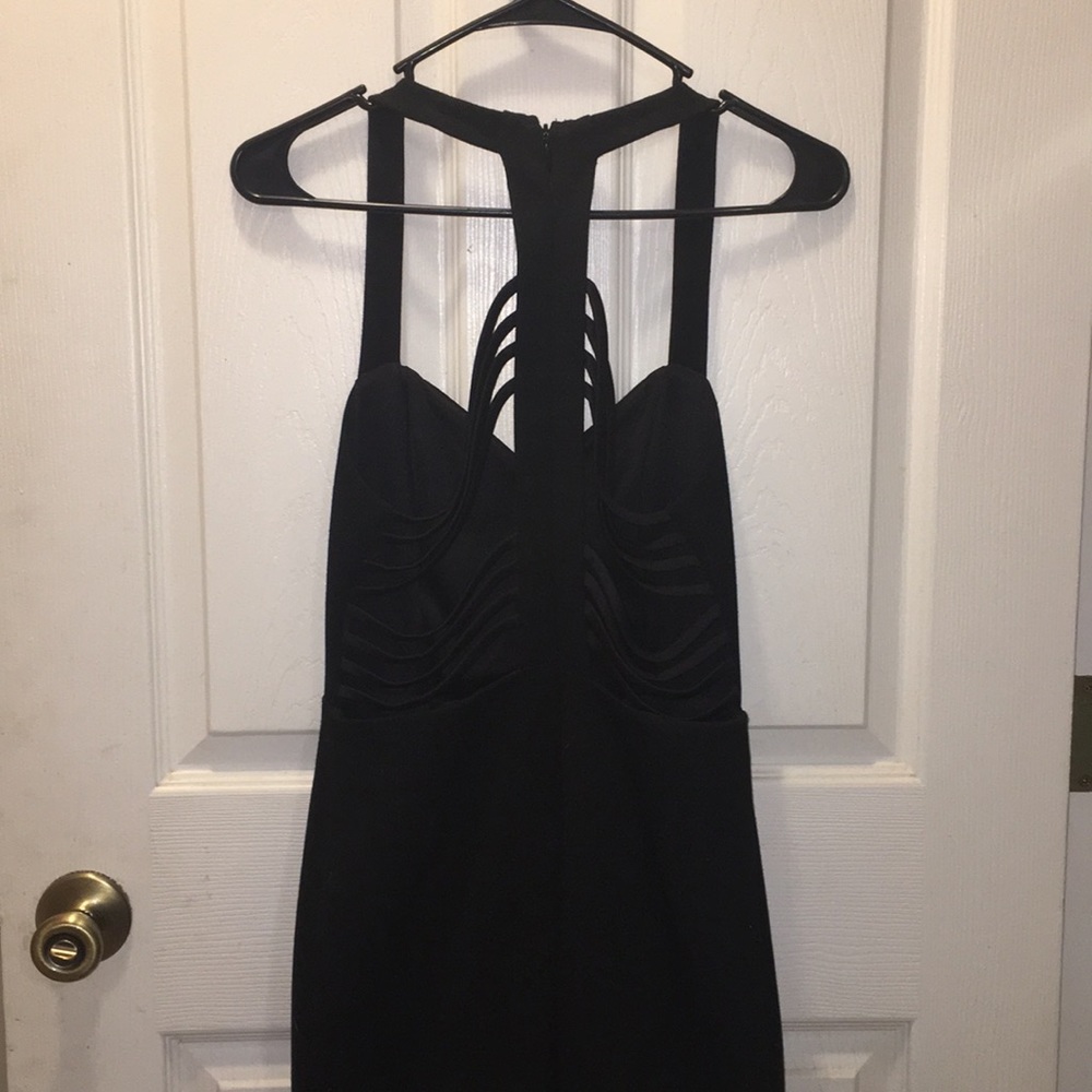 Black short dress - Picture 2 of 3